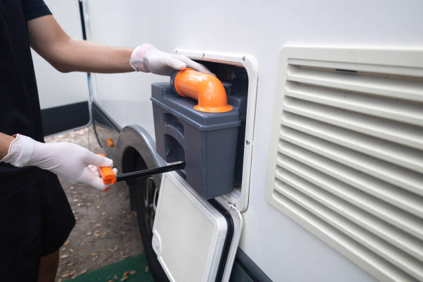 Porta potty delivery and setup in Rochester, IN